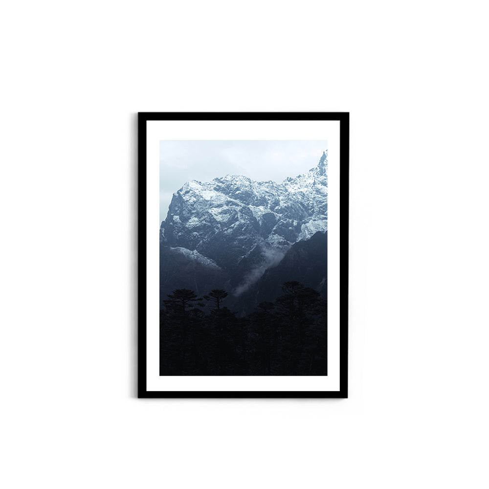 Foggy moutains at the Yumthang valley - Sikkim