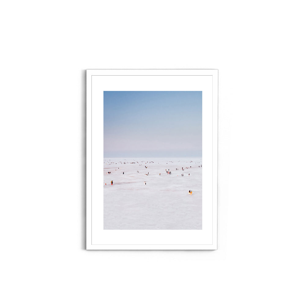 Walk around the coarse white salt desert - Rann of Kutch