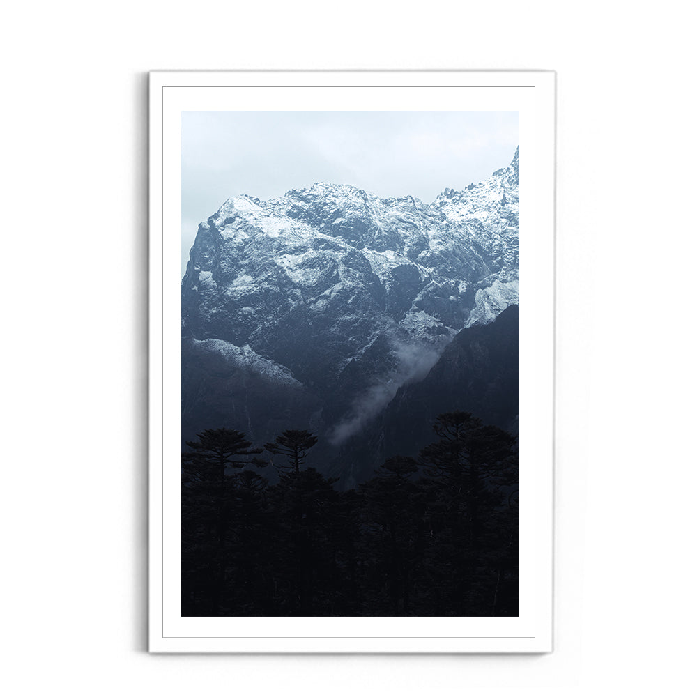 Foggy moutains at the Yumthang valley - Sikkim