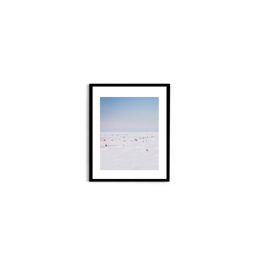 Walk around the coarse white salt desert - Rann of Kutch