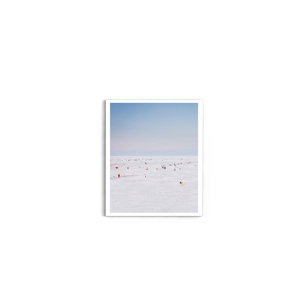 Walk around the coarse white salt desert - Rann of Kutch